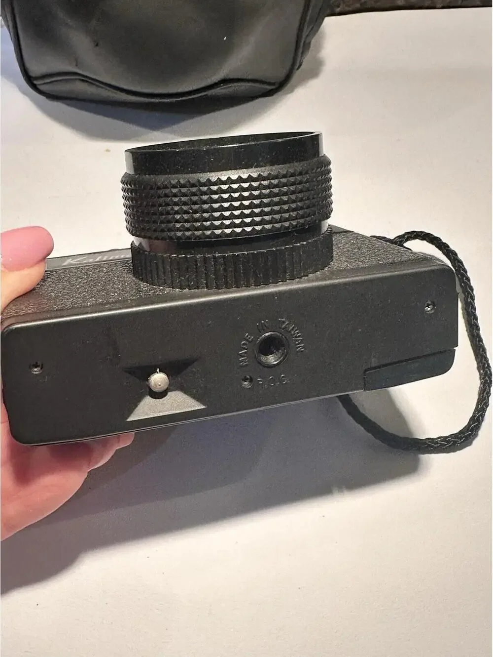 VTG Kalimar K660 35mm Film Camera 40mm f/6.3 Optical Glass Lens Fixed Focus Case